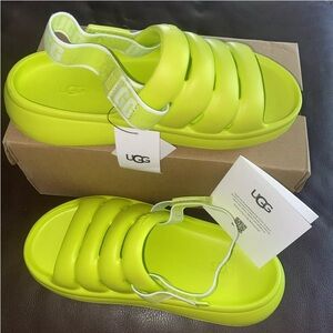 UGG Sport Yeah Logo Comfort Slides Sandals Key Lime Big Kids size 3 Unisex   NWB